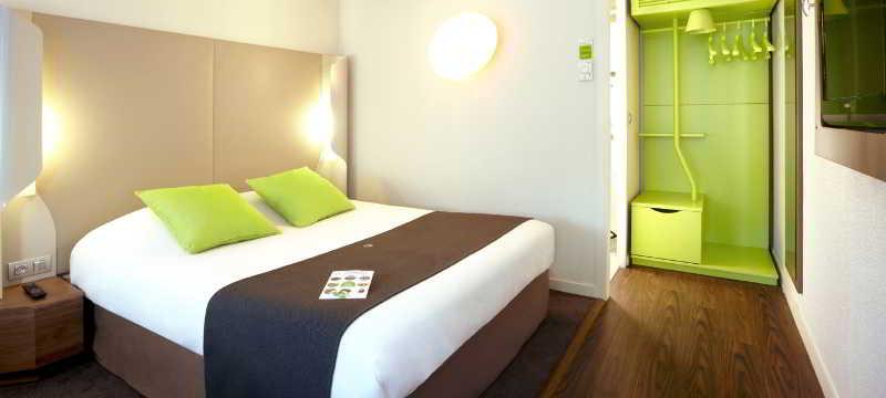 Campanile Grenoble Nord - Saint-Egreve Hotell Exteriör bild